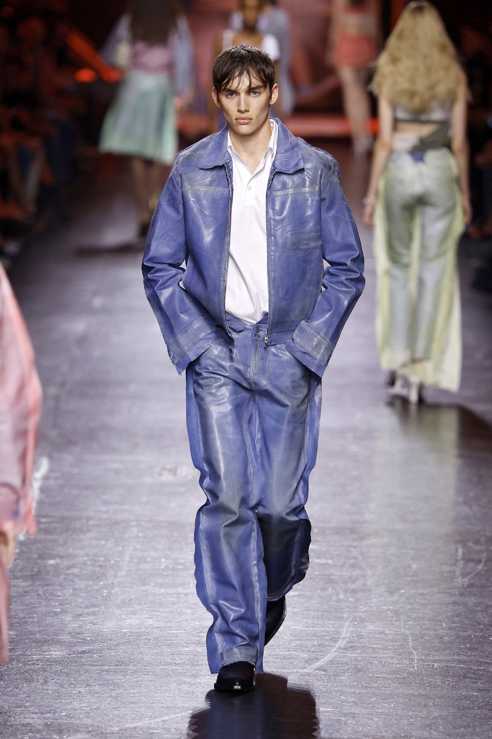 Glenn Martens se despide de Diesel con su colección SS27
