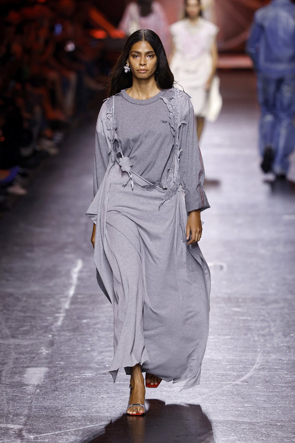 Glenn Martens se despide de Diesel con su colección SS27