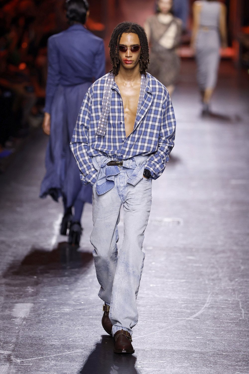 Glenn Martens se despide de Diesel con su colección SS27