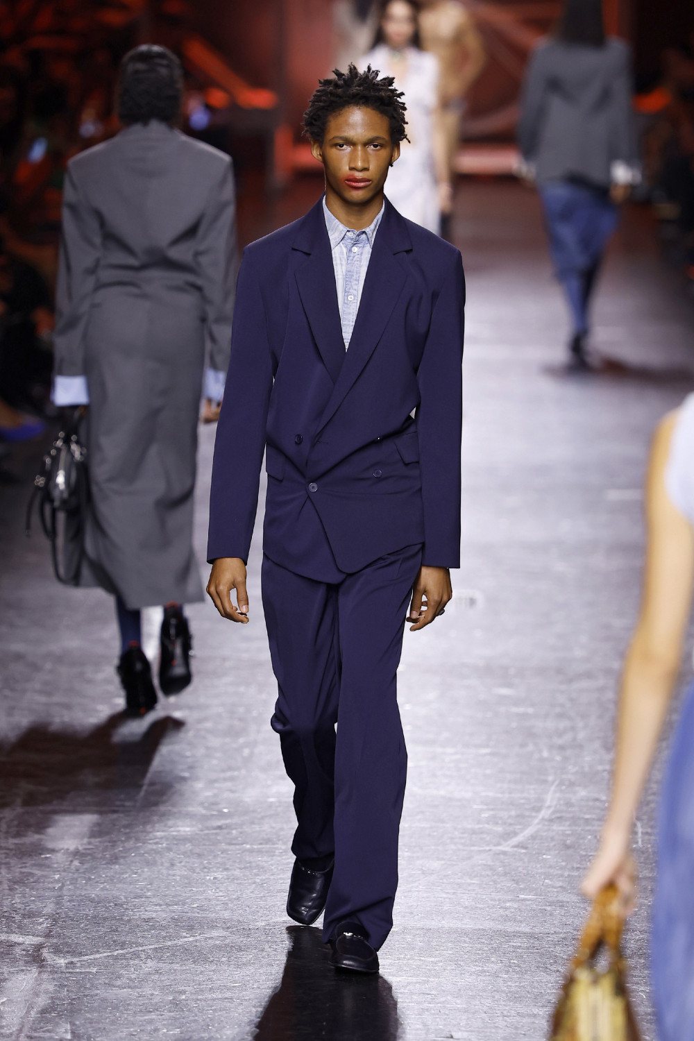 Glenn Martens se despide de Diesel con su colección SS27