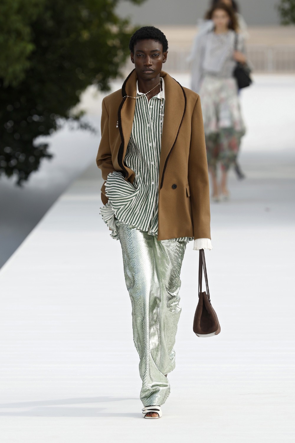 Anderson apuesta por lo ultra ligero para Dior Mujer SS27