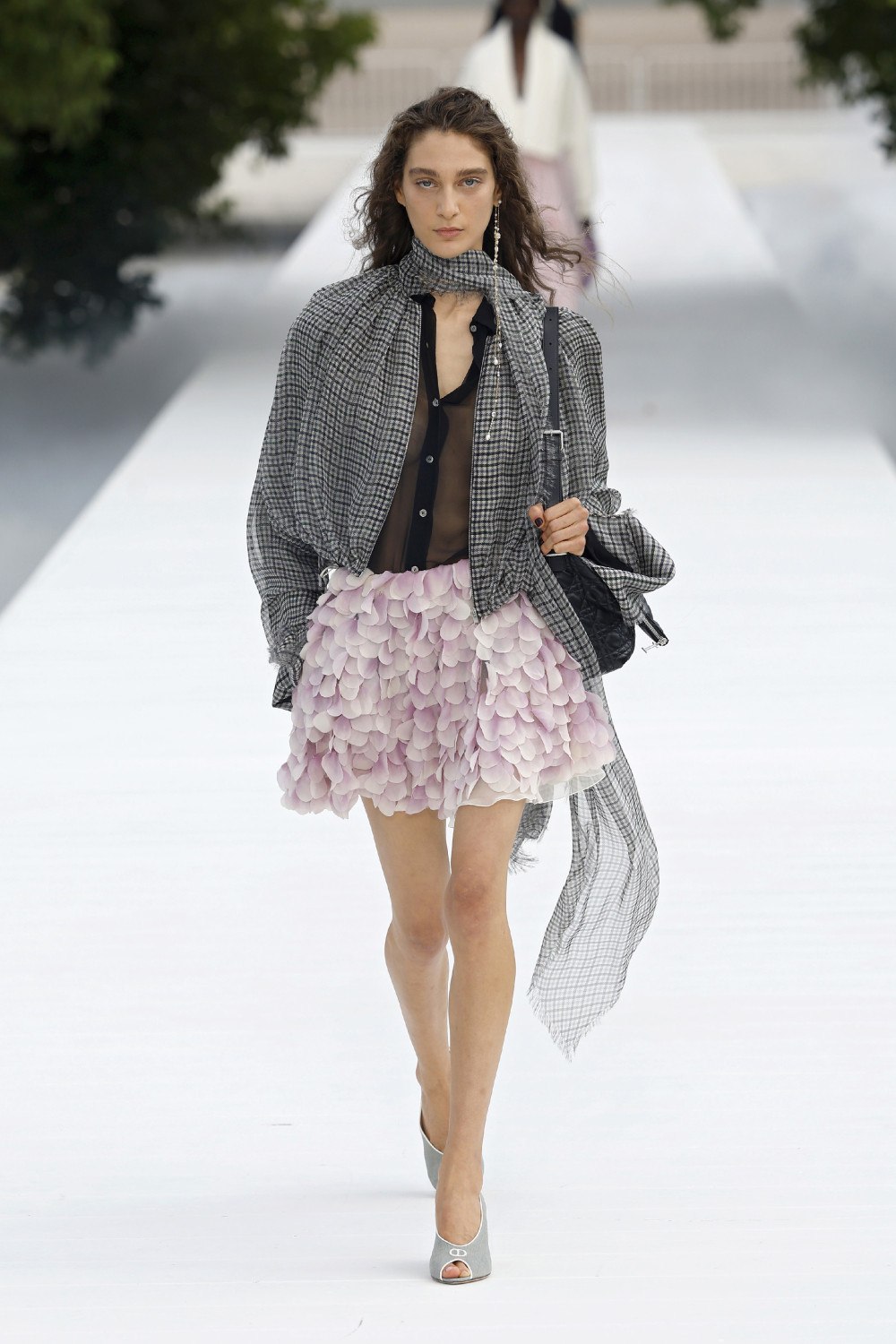 Anderson apuesta por lo ultra ligero para Dior Mujer SS27