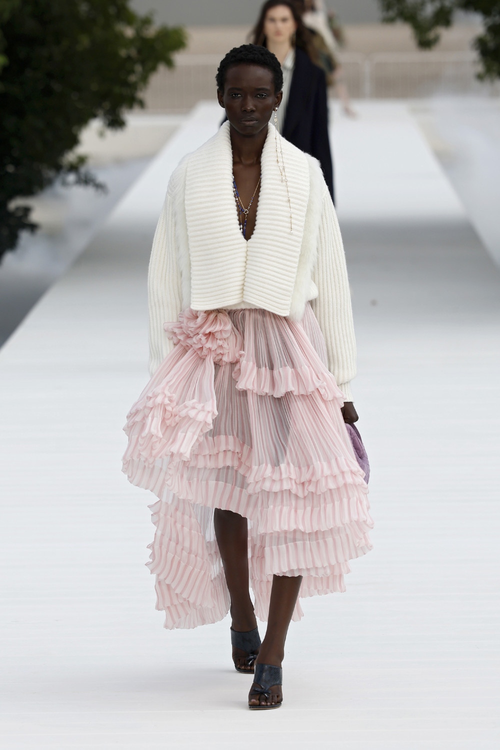 Anderson apuesta por lo ultra ligero para Dior Mujer SS27