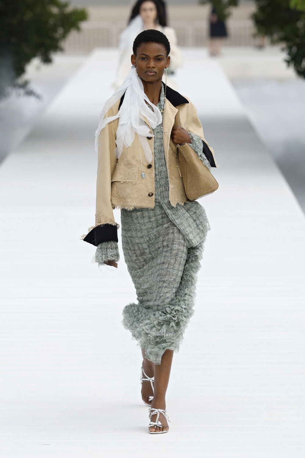 Anderson apuesta por lo ultra ligero para Dior Mujer SS27