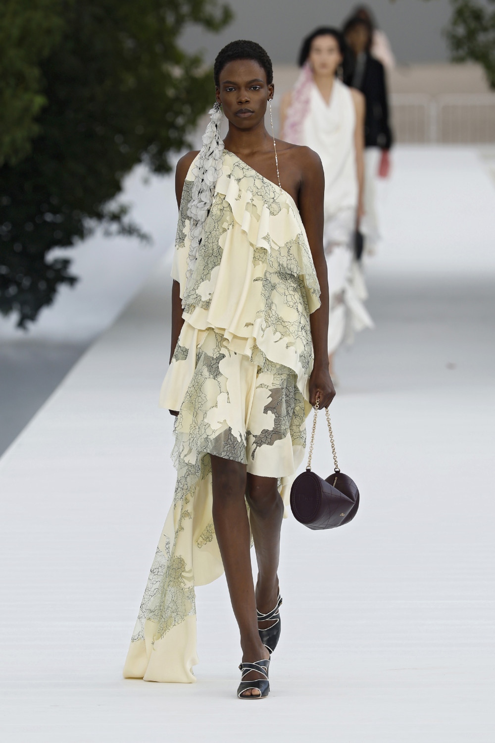 Anderson apuesta por lo ultra ligero para Dior Mujer SS27