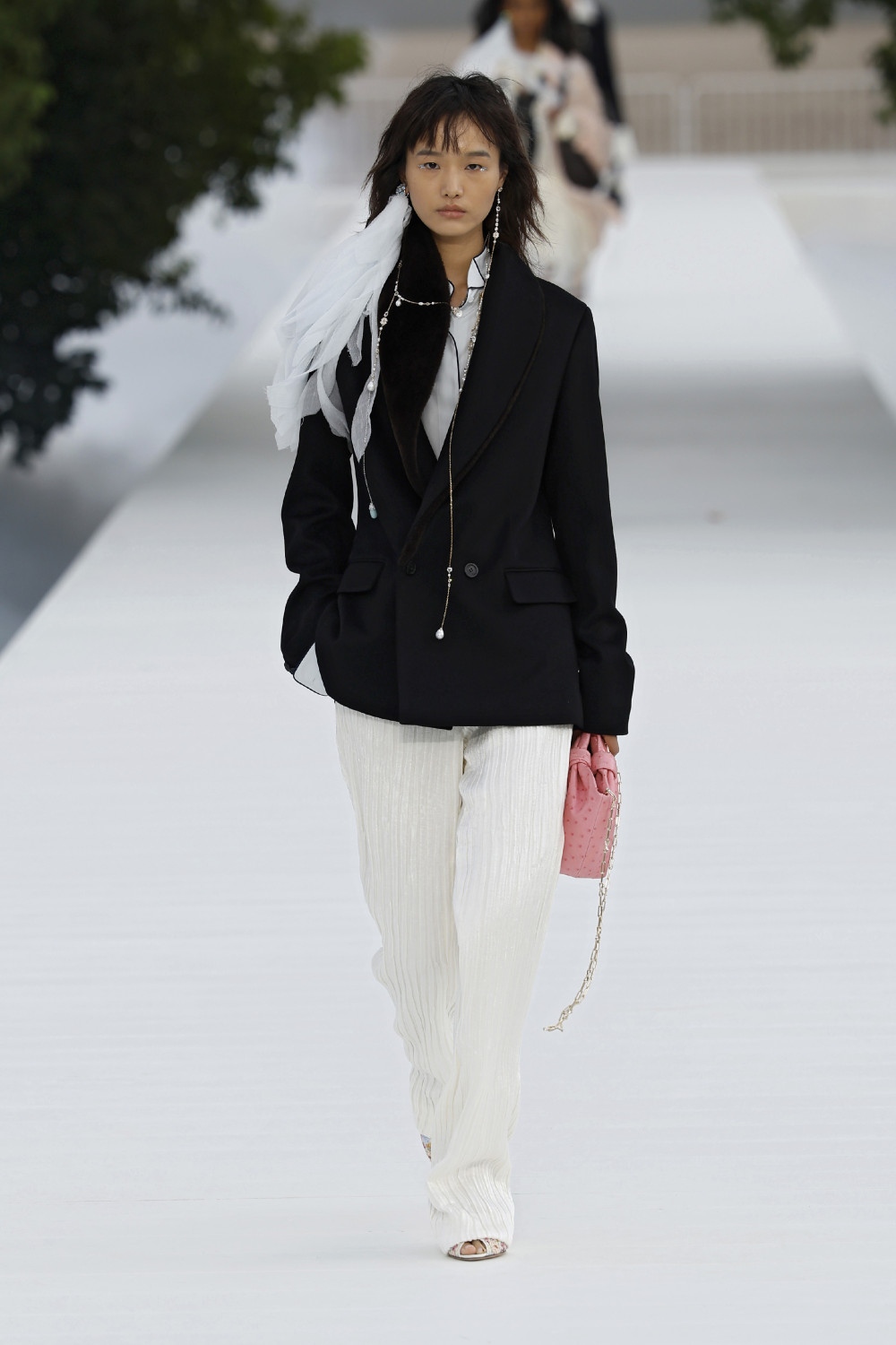 Anderson apuesta por lo ultra ligero para Dior Mujer SS27