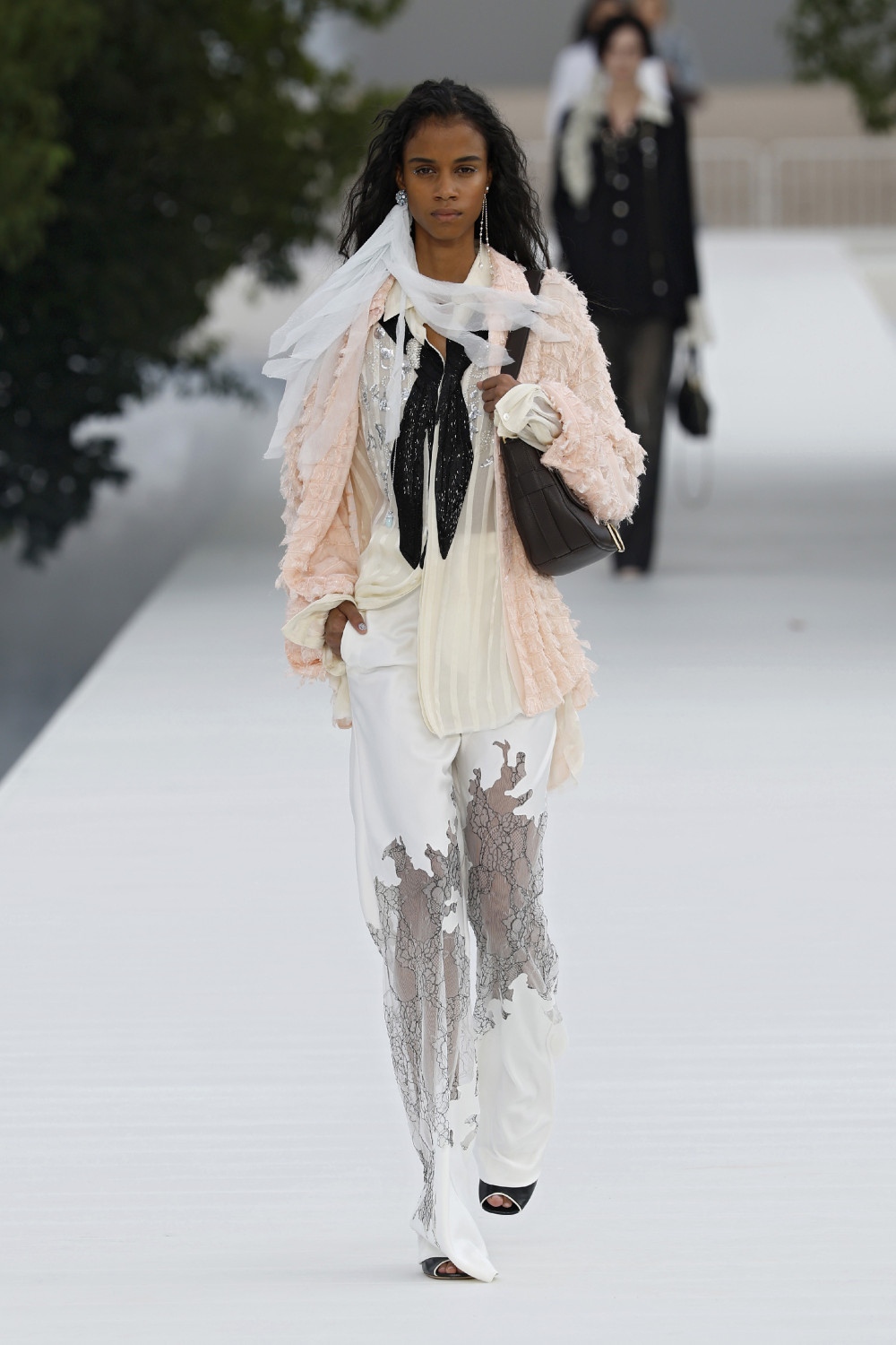 Anderson apuesta por lo ultra ligero para Dior Mujer SS27