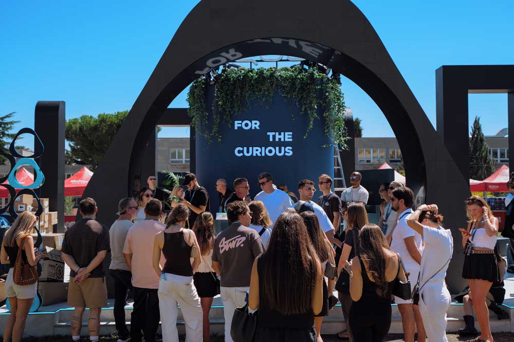 Festival de música electrónica sin humos con IQOS x Zamna