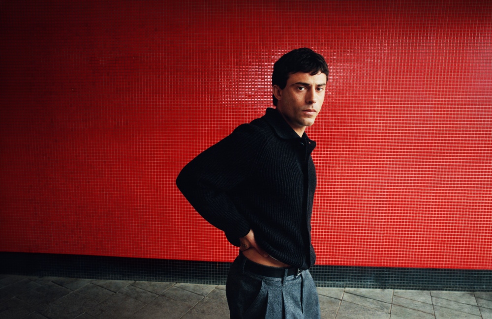 Hugo viste a la Gen Z de sus looks más icónicos para FW26