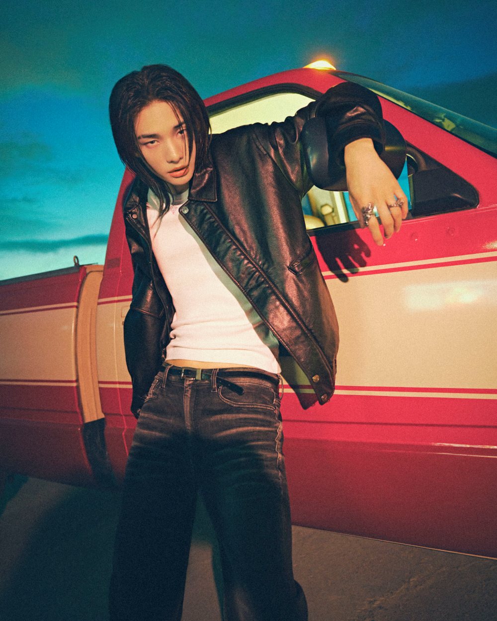Hyunjin es el nuevo símbolo de denim americano para Guess