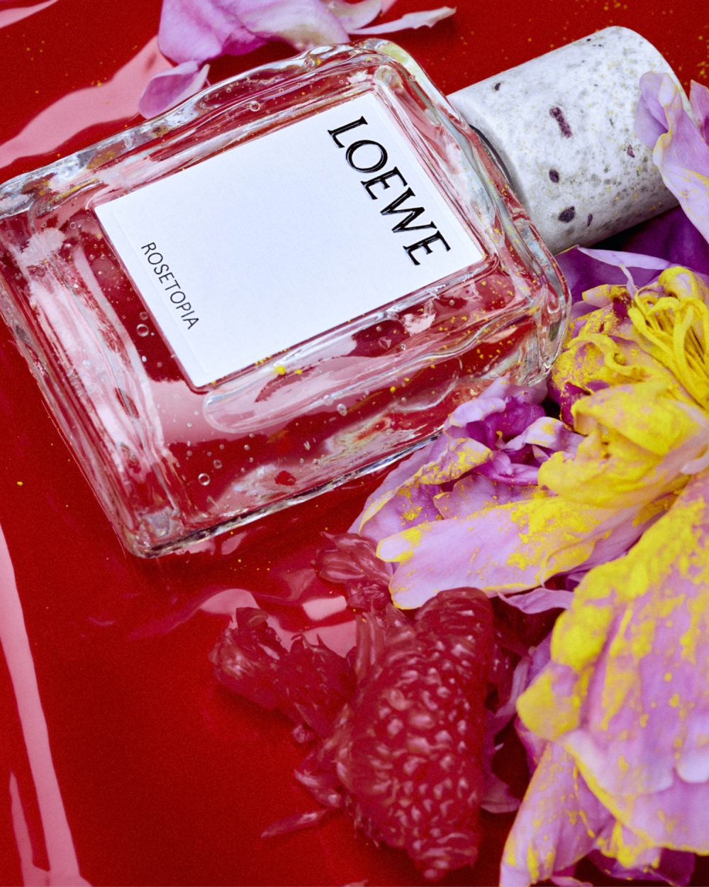 Loewe expande su universo Crafted con nuevos perfumes
