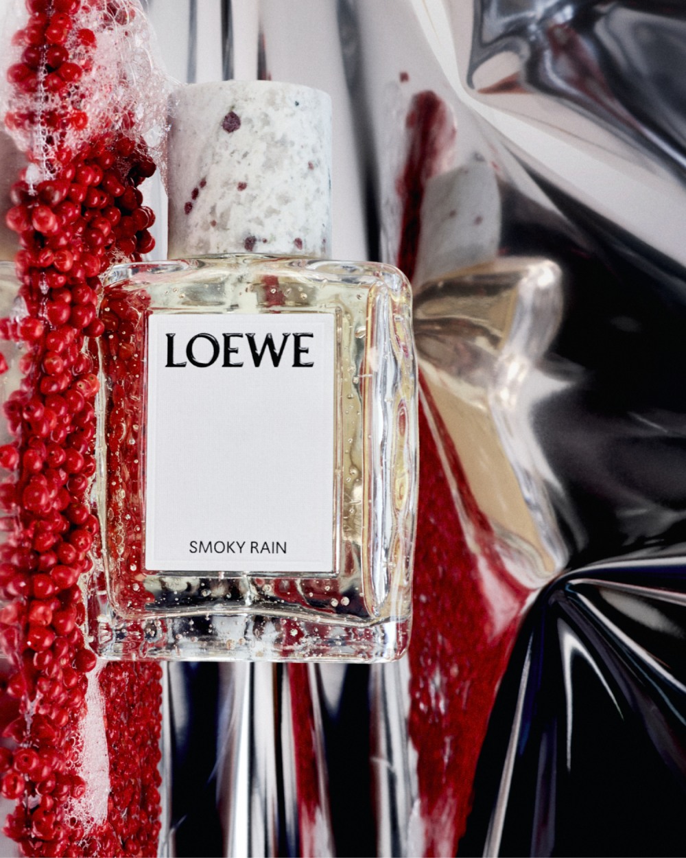 Loewe expande su universo Crafted con nuevos perfumes