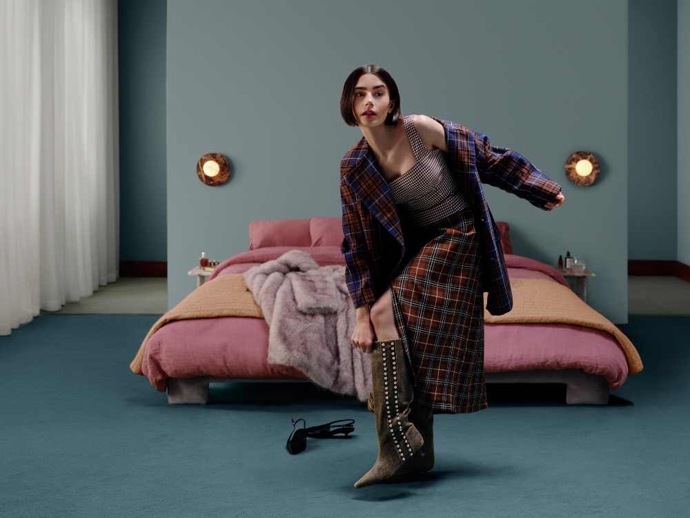 ¿Qué me pongo? Lily Collins vuelve a preguntar a Zalando