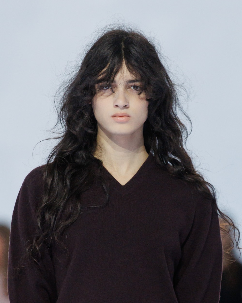 Prada SS27 hace de la naturalidad su nueva obsesión beauty