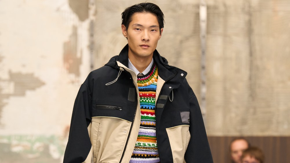 Marni SS27 revela lo interno y juega con la idea de mostrar