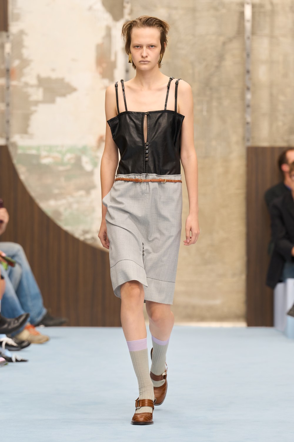 Marni SS27 revela lo interno y juega con la idea de mostrar