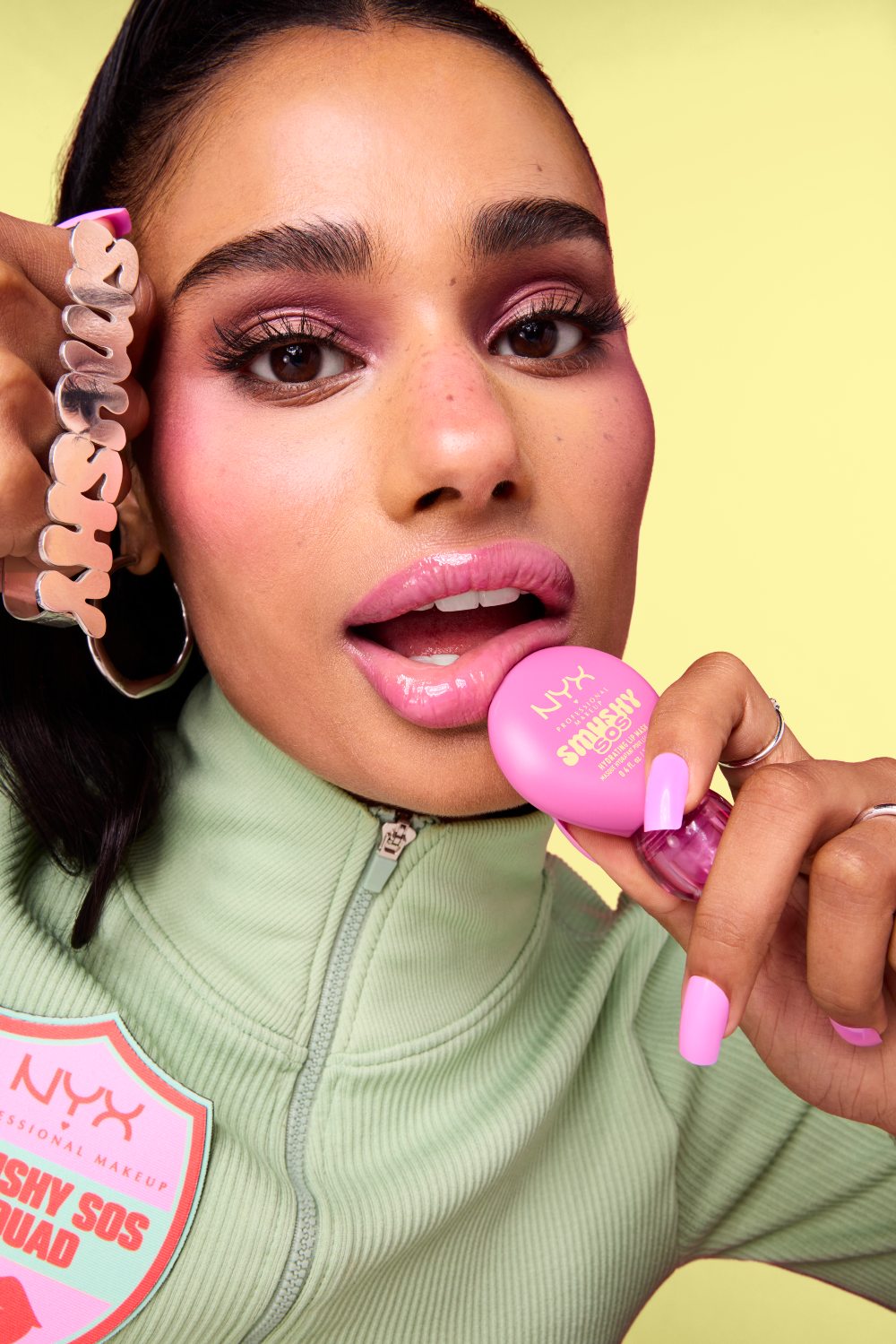 Tu beauty sleep empieza con la mascarilla labial de NYX