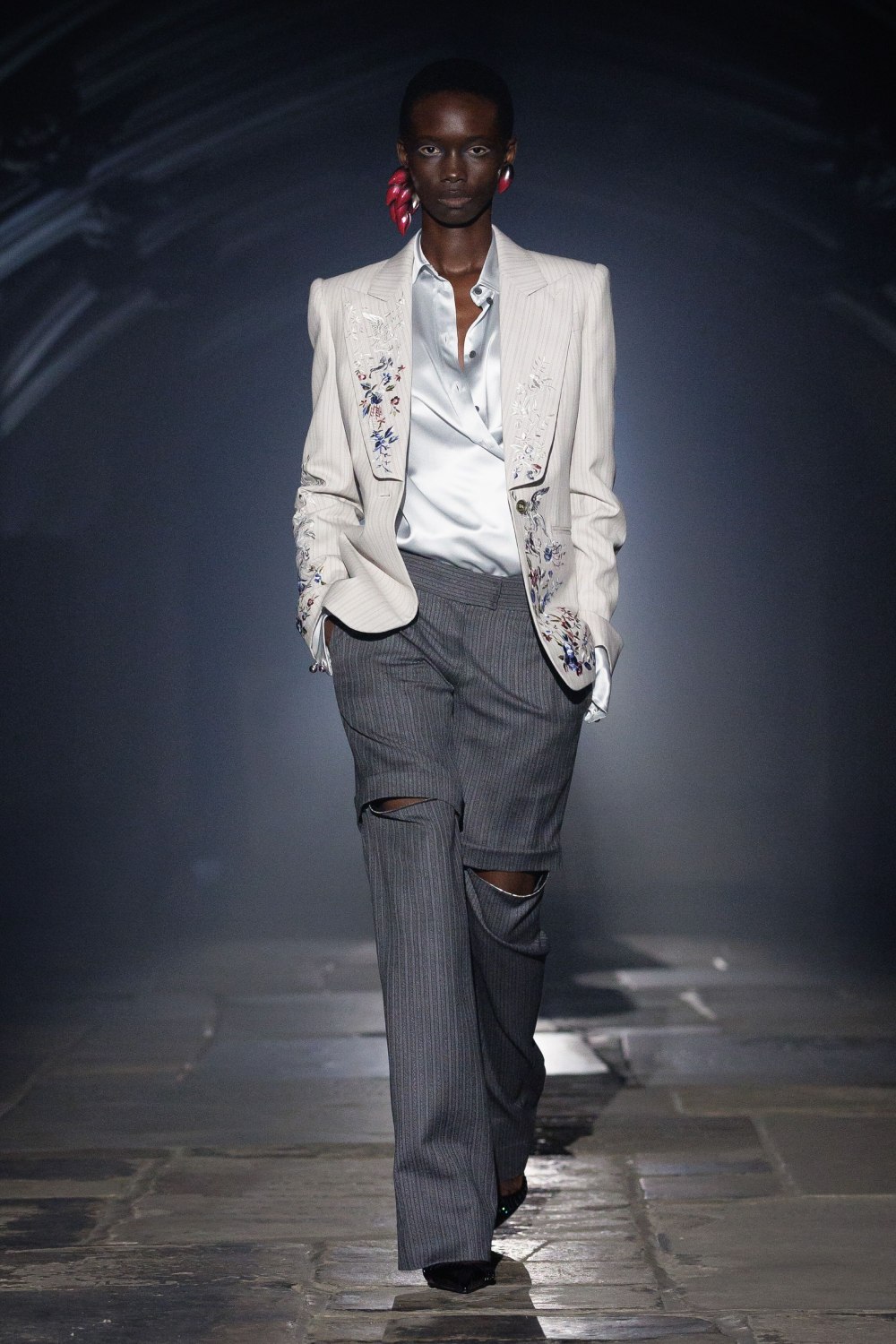 Seán McGirr encontró el punto del nuevo McQueen en SS27