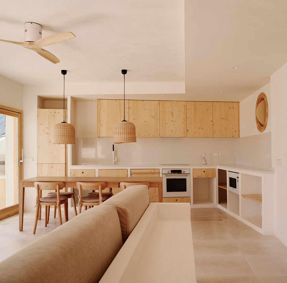 Ca Sa Font: Miel Arquitectos alarga el verano mallorquín