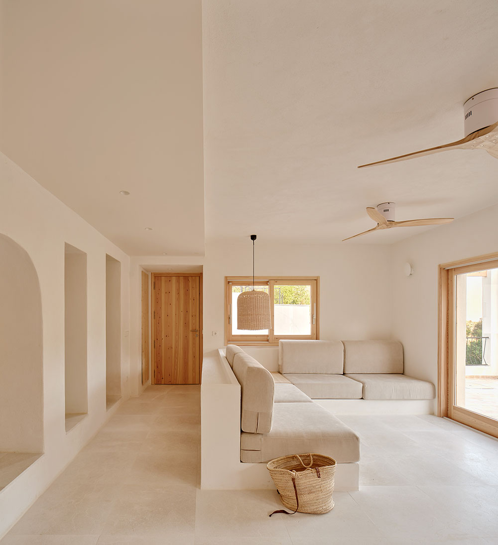 Ca Sa Font: Miel Arquitectos alarga el verano mallorquín