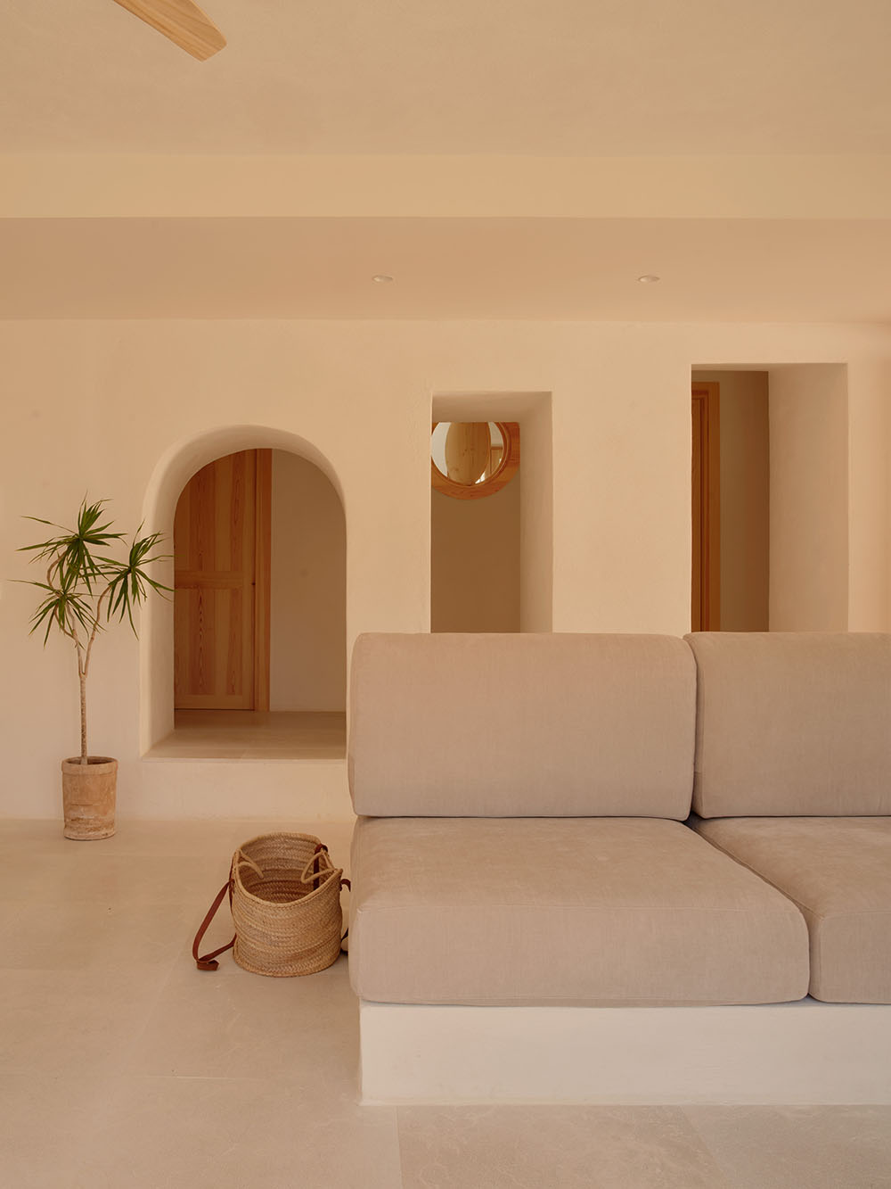 Ca Sa Font: Miel Arquitectos alarga el verano mallorquín
