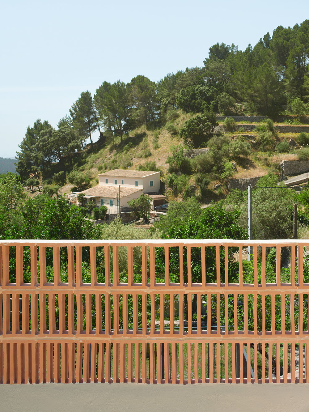 Ca Sa Font: Miel Arquitectos alarga el verano mallorquín