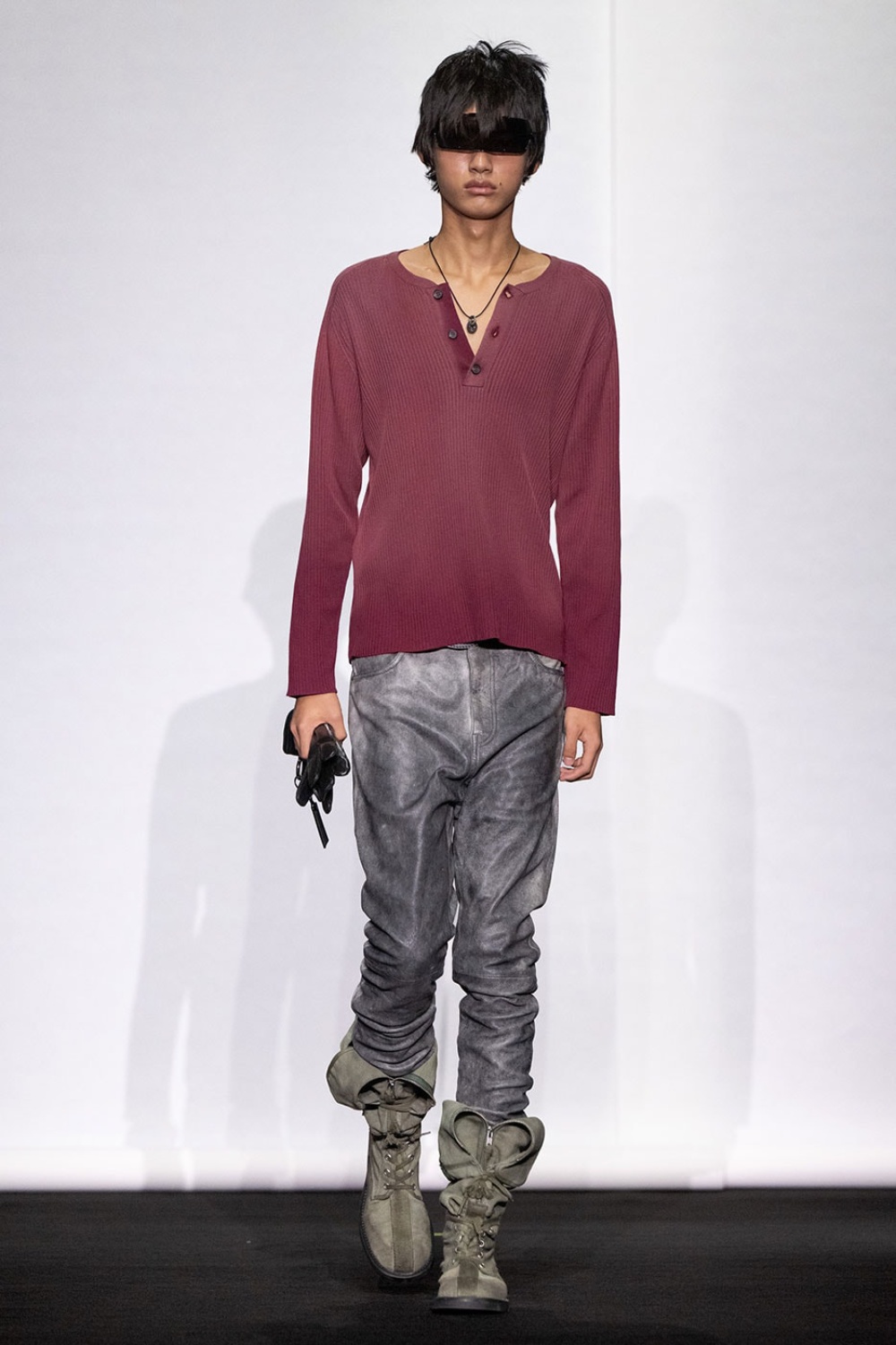 MM6 Maison Margiela hibrida el armario clásico para SS27