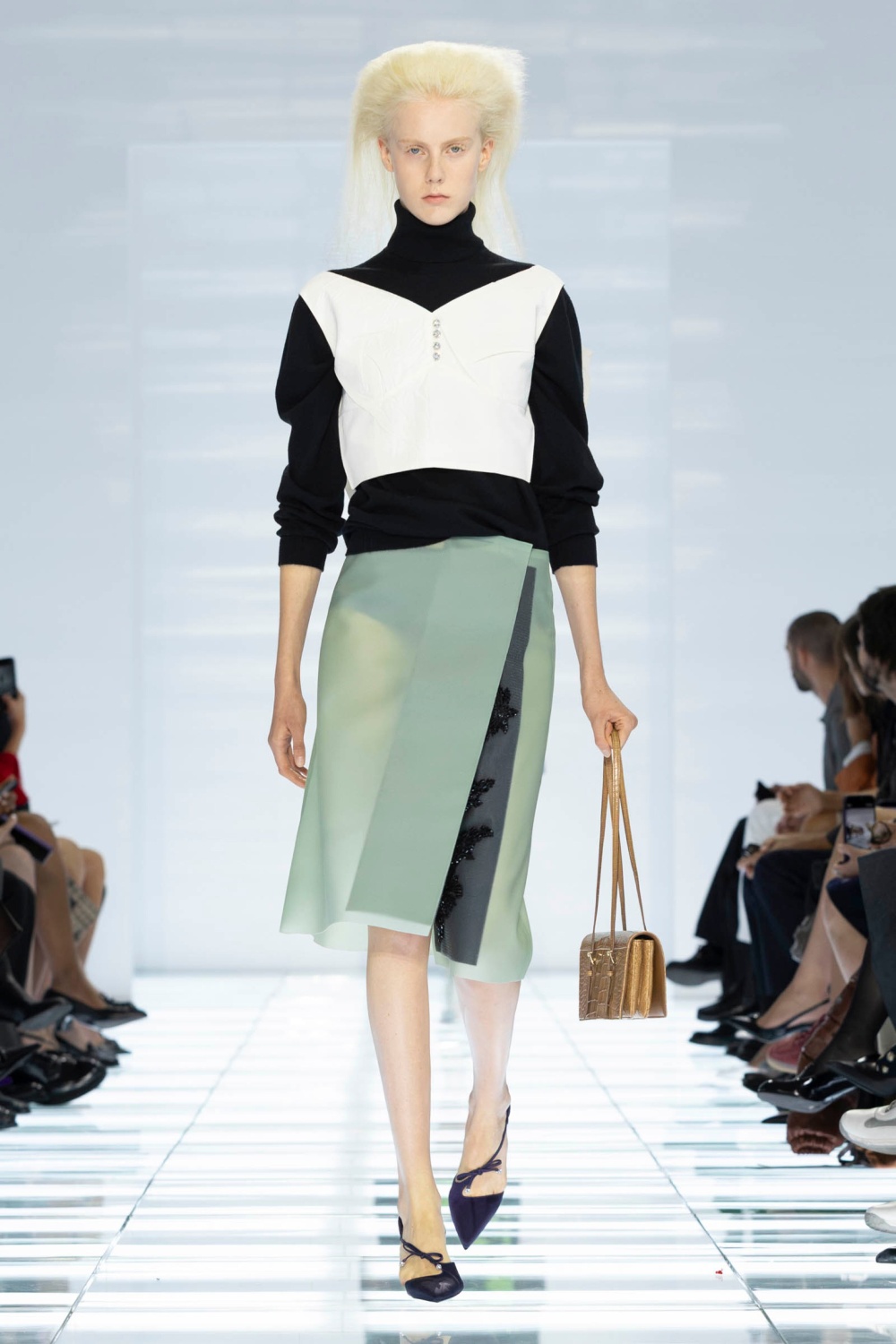 La nueva colección de Prada es un estudio de la falda