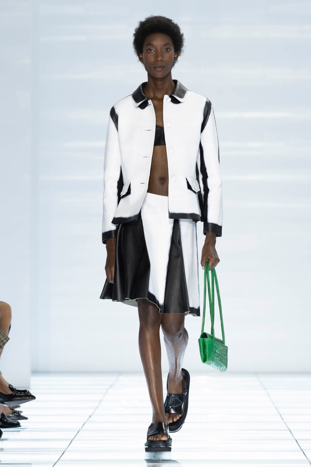 La nueva colección de Prada es un estudio de la falda