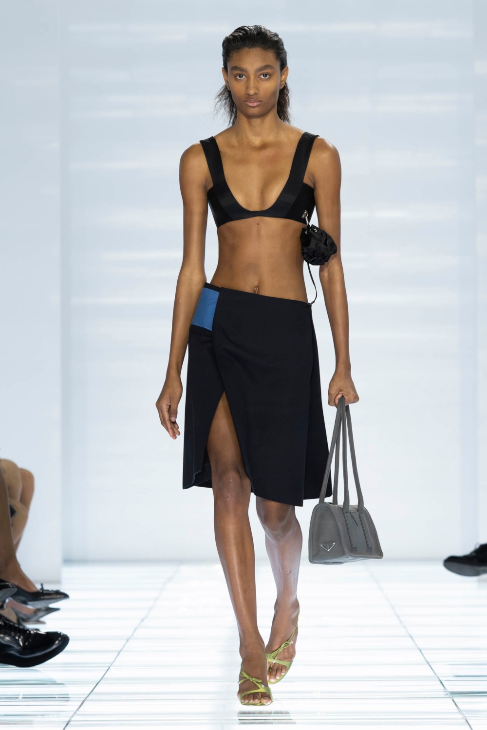 La nueva colección de Prada es un estudio de la falda