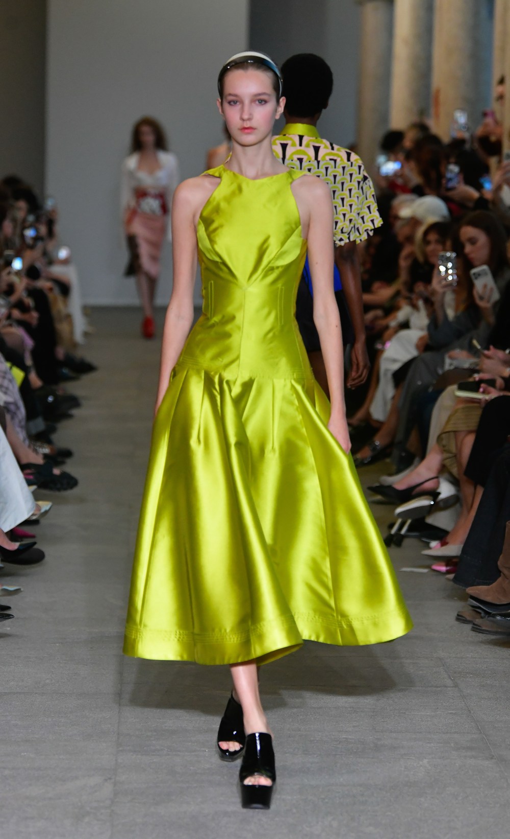 Aquilano Rimondi SS27: la geometría como lenguaje estético