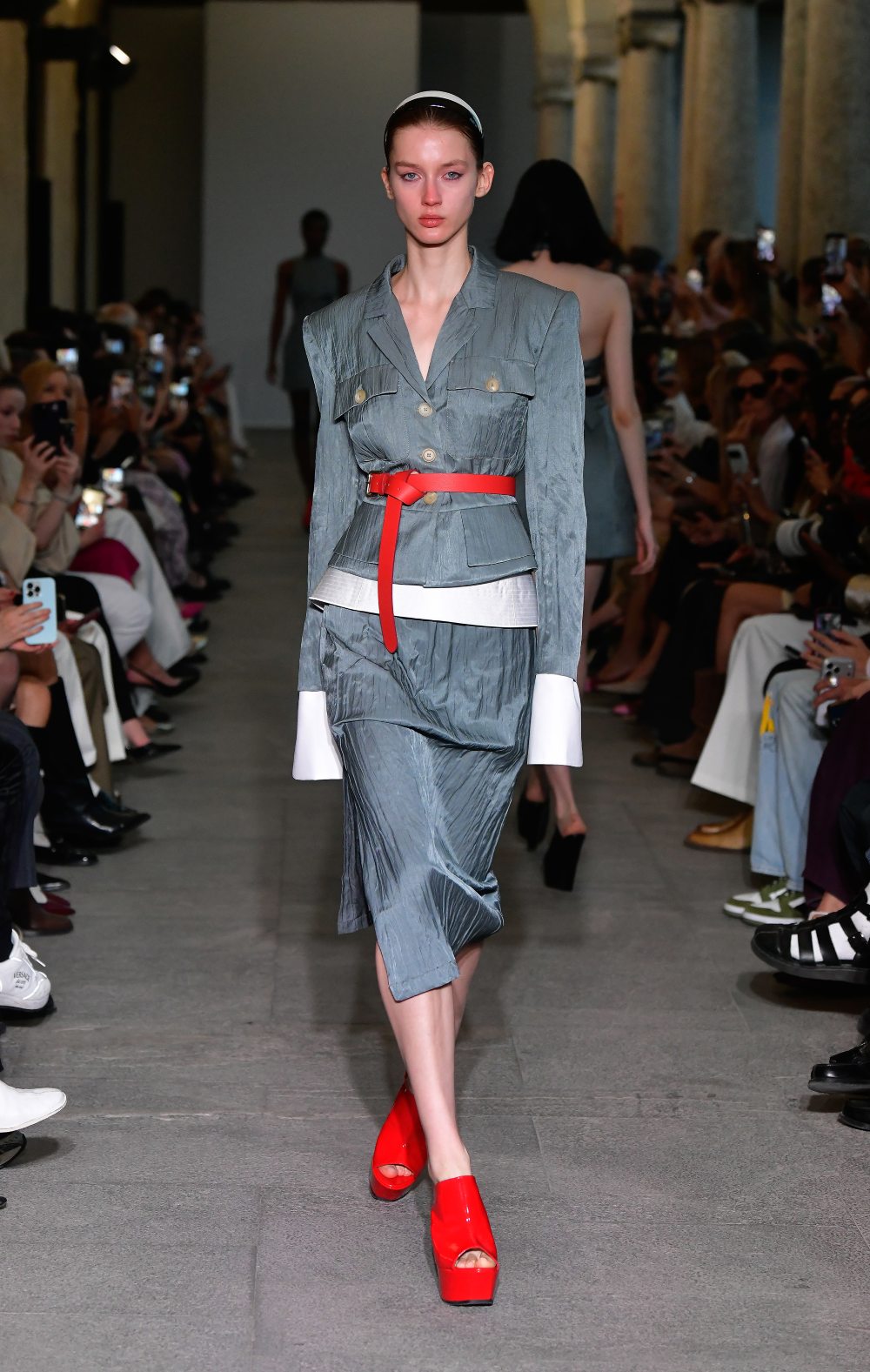Aquilano Rimondi SS27: la geometría como lenguaje estético