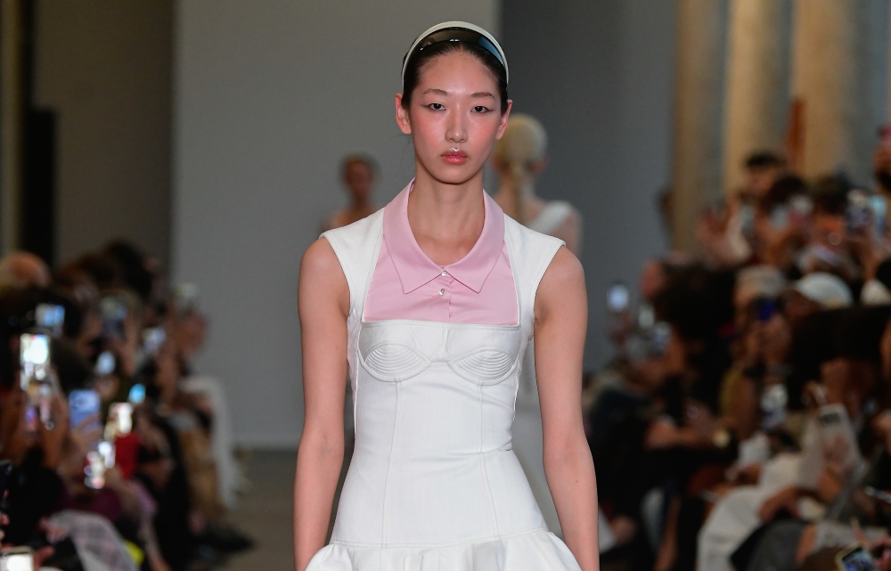 Aquilano Rimondi SS27: la geometría como lenguaje estético