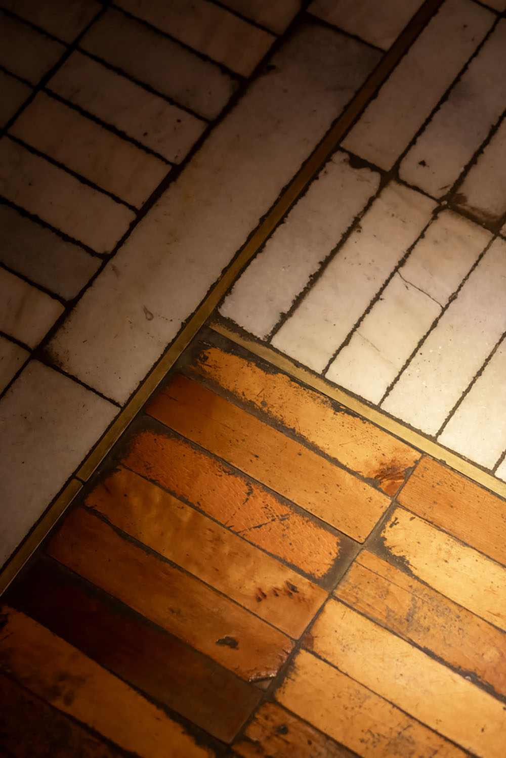 Un café ideado al detalle por Roman Shpelyk y Andriy Lutsa