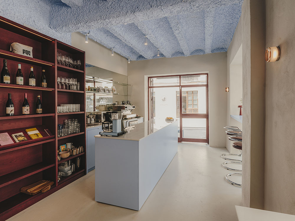 SahuquillodeArriba idea Chiquita: mitad café, mitad libros