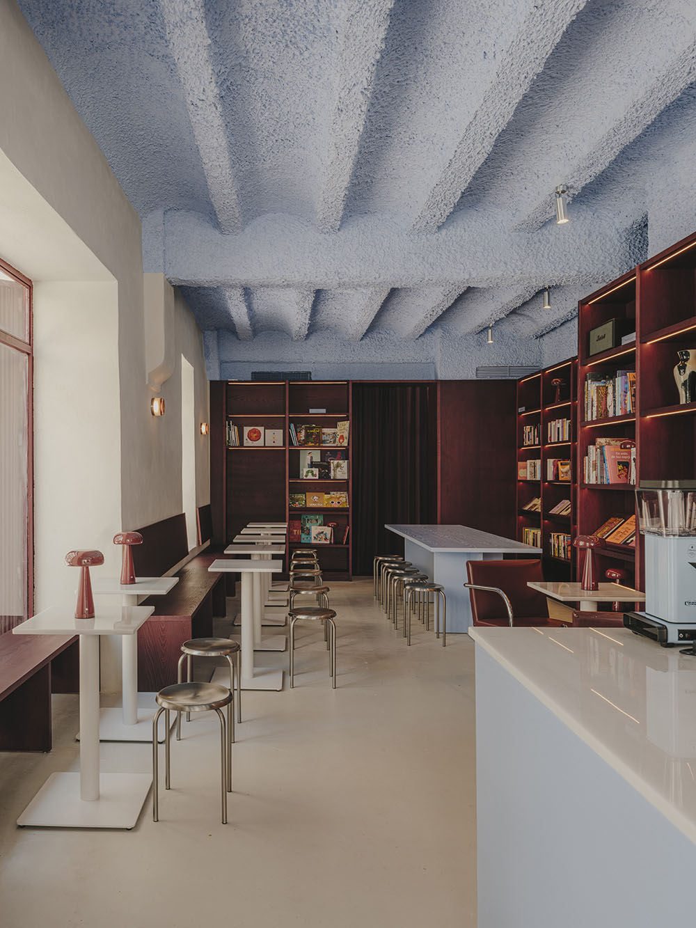 SahuquillodeArriba idea Chiquita: mitad café, mitad libros