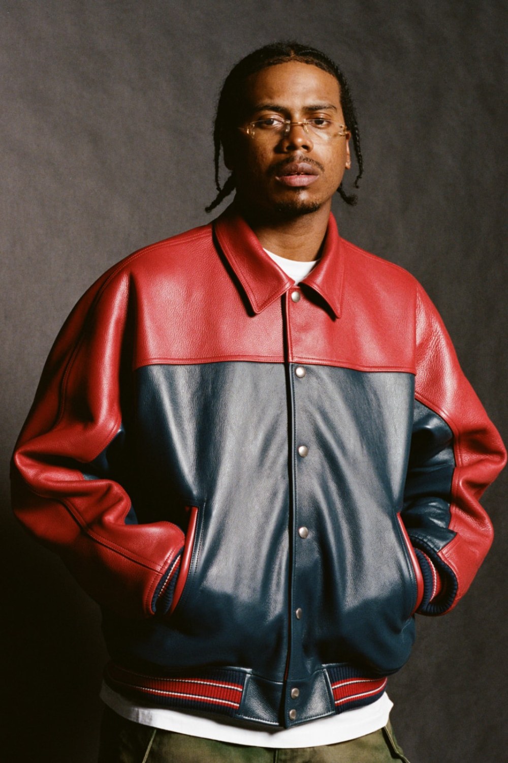 A. Presse inyecta su minimalismo al streetwear de Supreme