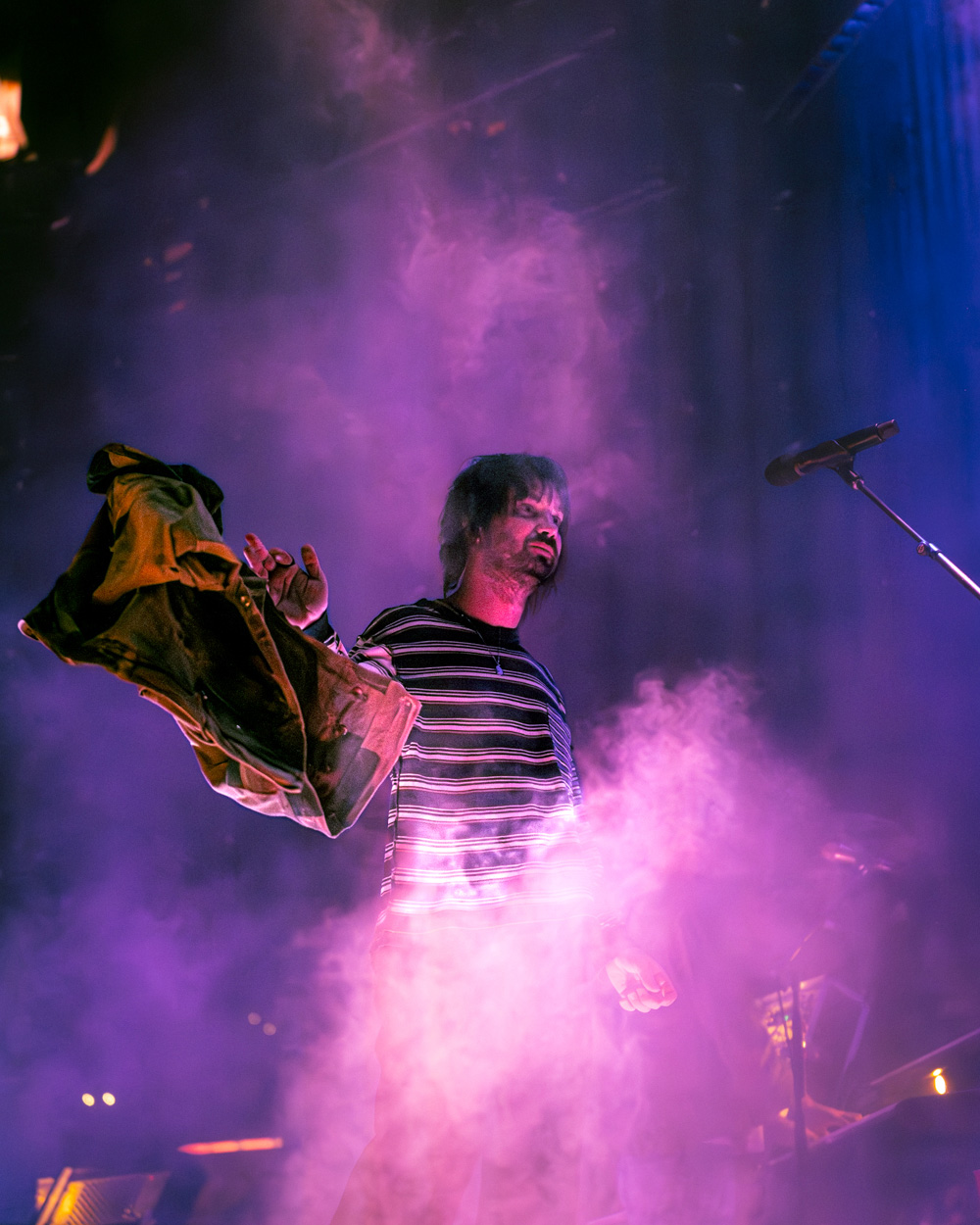 Tame Impala deslumbra en Seattle con Dominic Fike