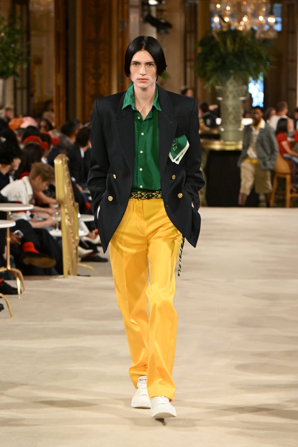 Tommy asienta las bases del futuro de lo preppy con SS27