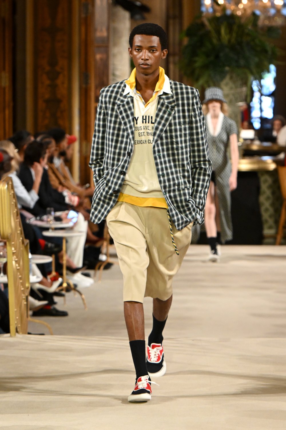 Tommy asienta las bases del futuro de lo preppy con SS27