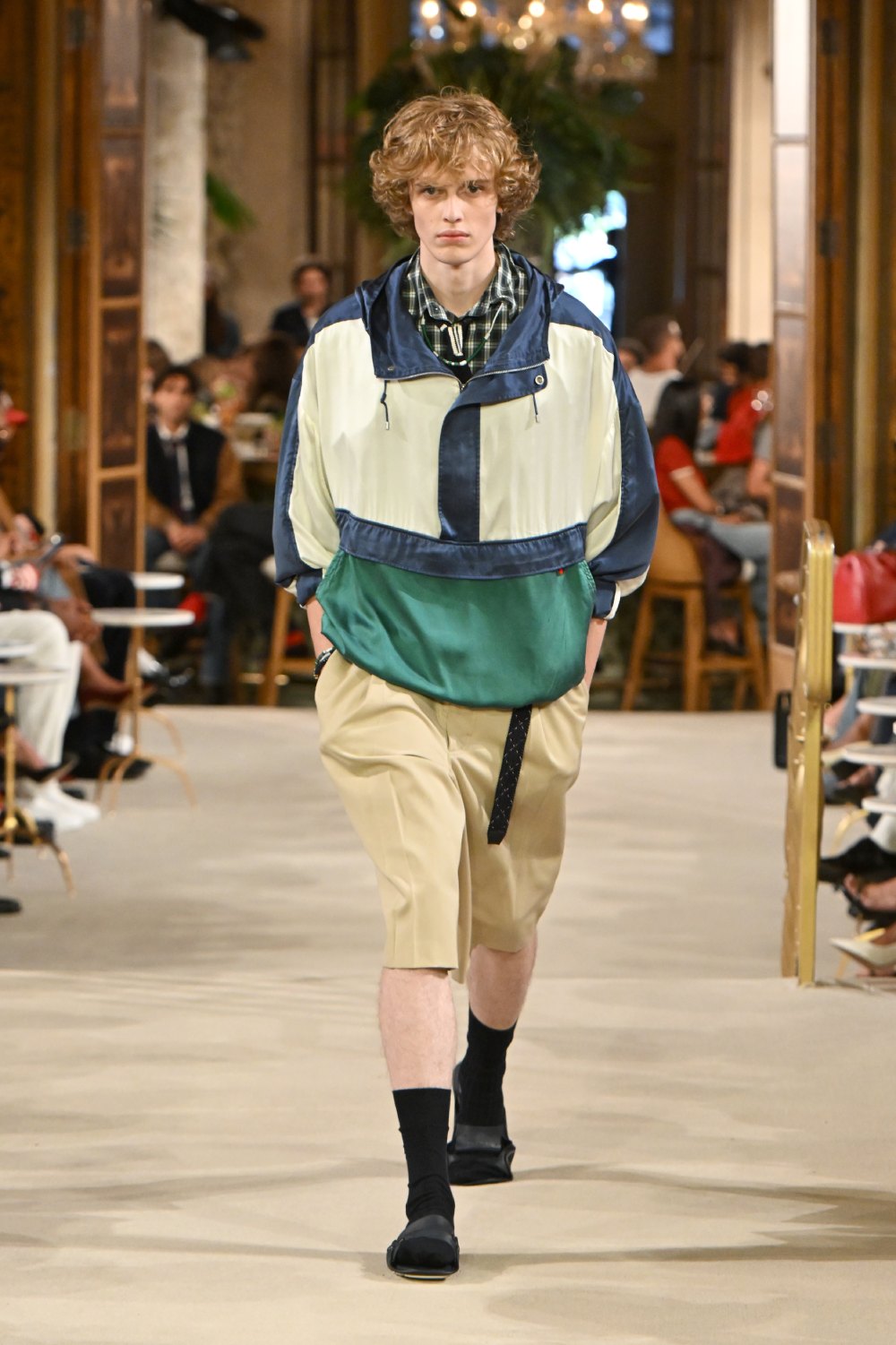 Tommy asienta las bases del futuro de lo preppy con SS27