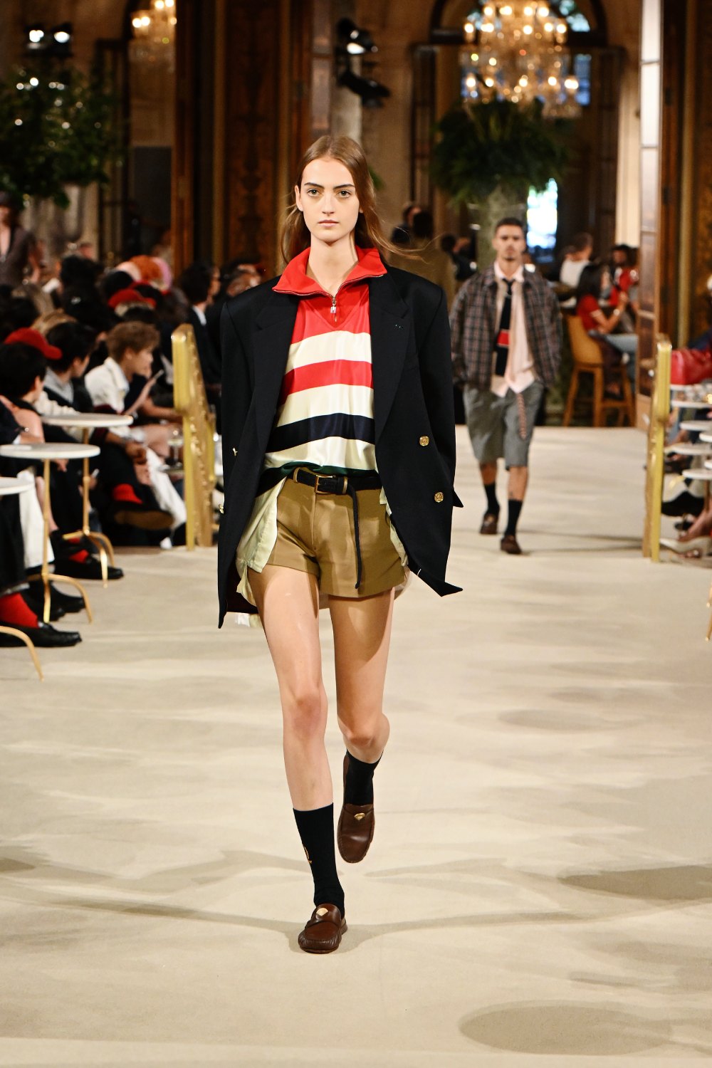 Tommy asienta las bases del futuro de lo preppy con SS27