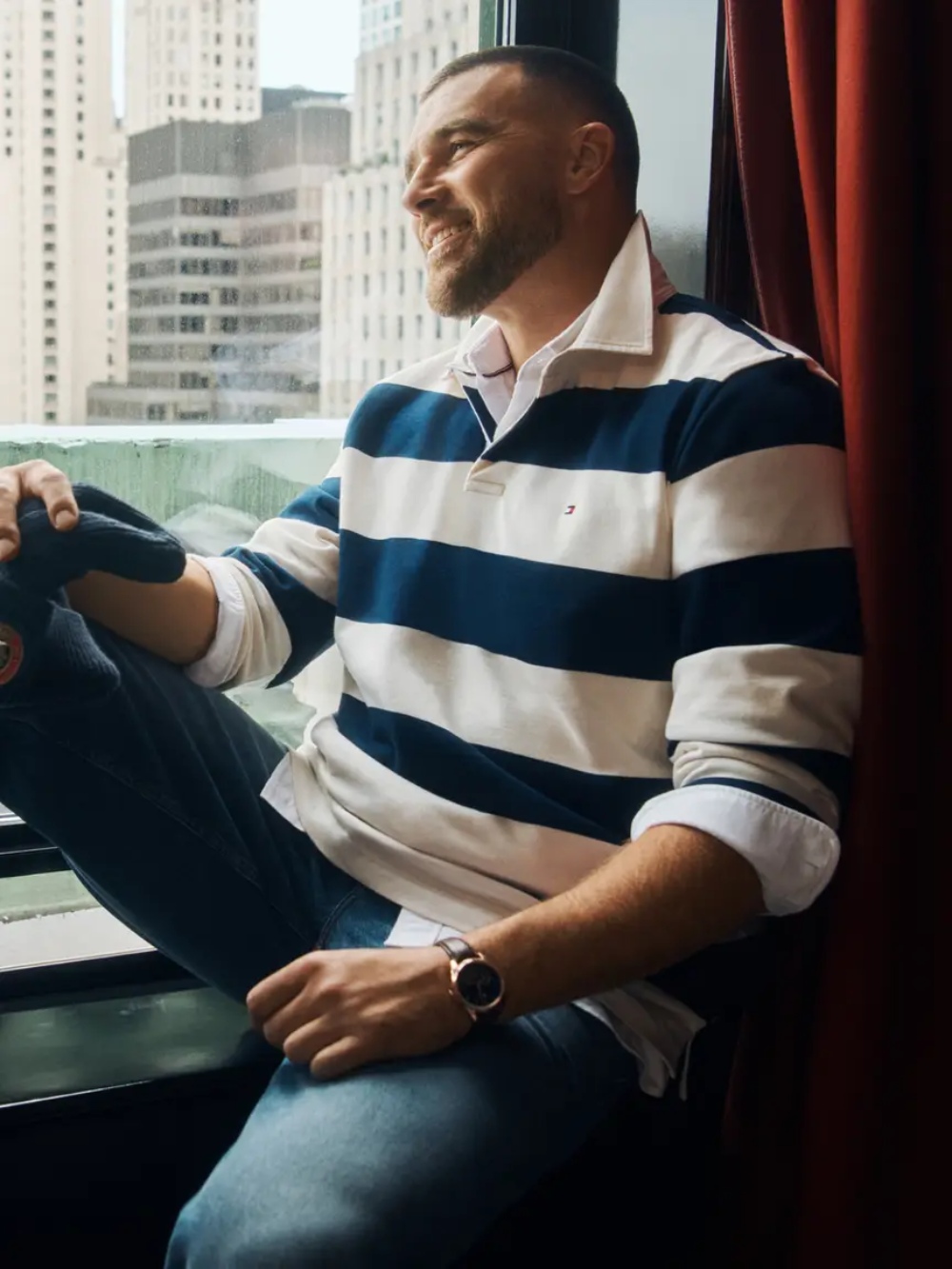 Tommy convierte a Travis Kelce en neoyorquino para FW26