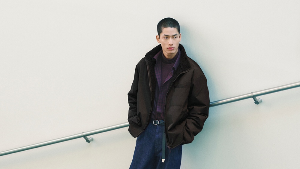 Clare Waight Keller expande y suaviza los pilares Uniqlo