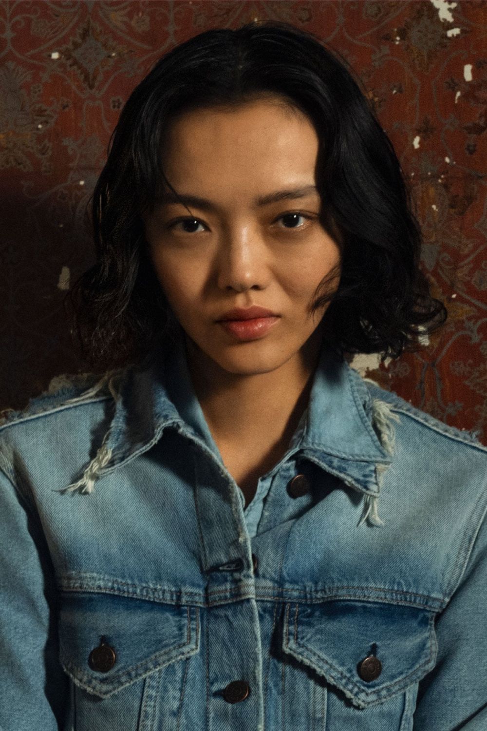 Acne Studios y Nan Goldin celebran 30 años de legado denim