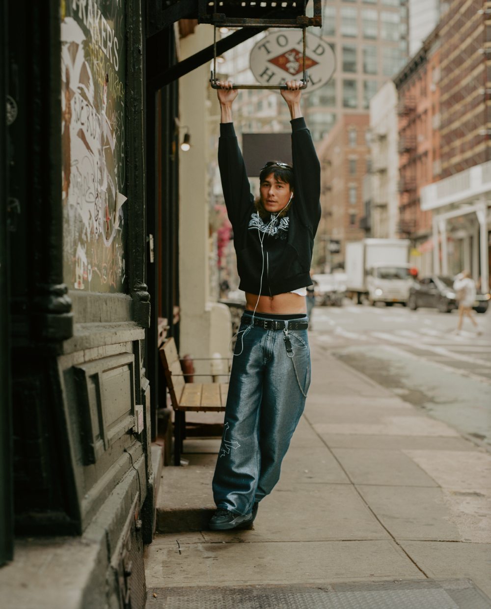 Bershka rescata el universo skater y graffitero de Zoo York