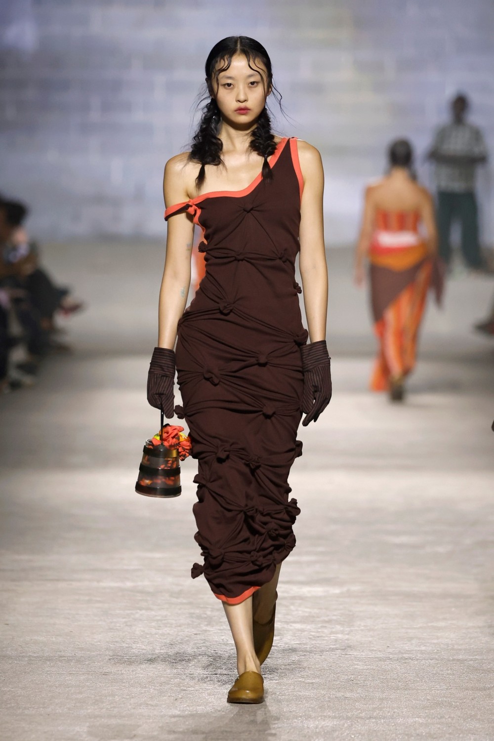 SKFK en 080 Barcelona Fashion planta su diseño sostenible