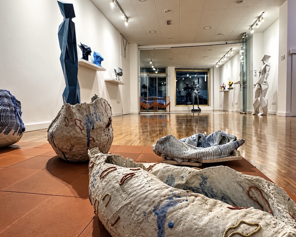 Coreografías de la Materia: escultura expandida en Efímera