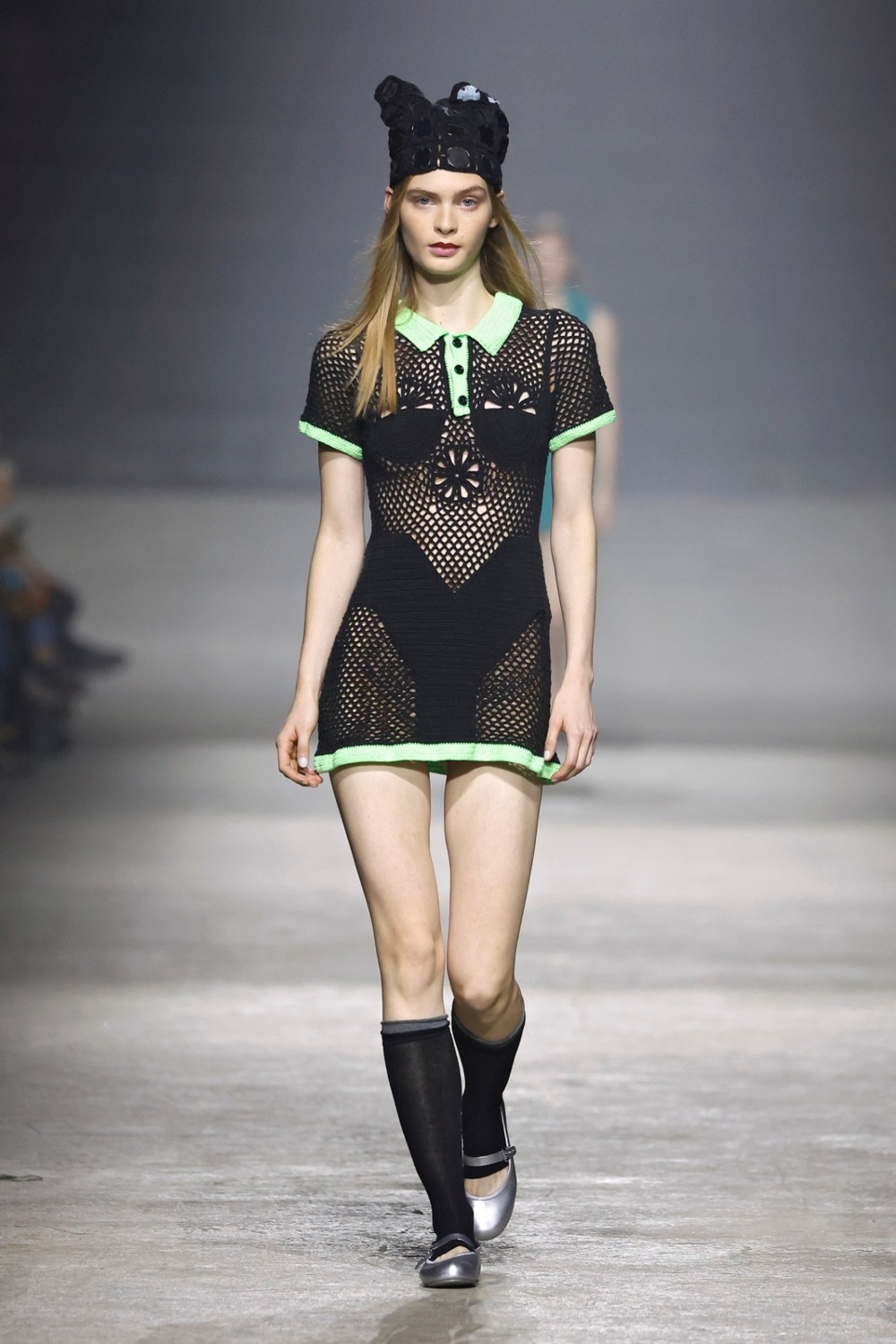 404 Studio en 080 BCN Fashion recupera libertad con crochet