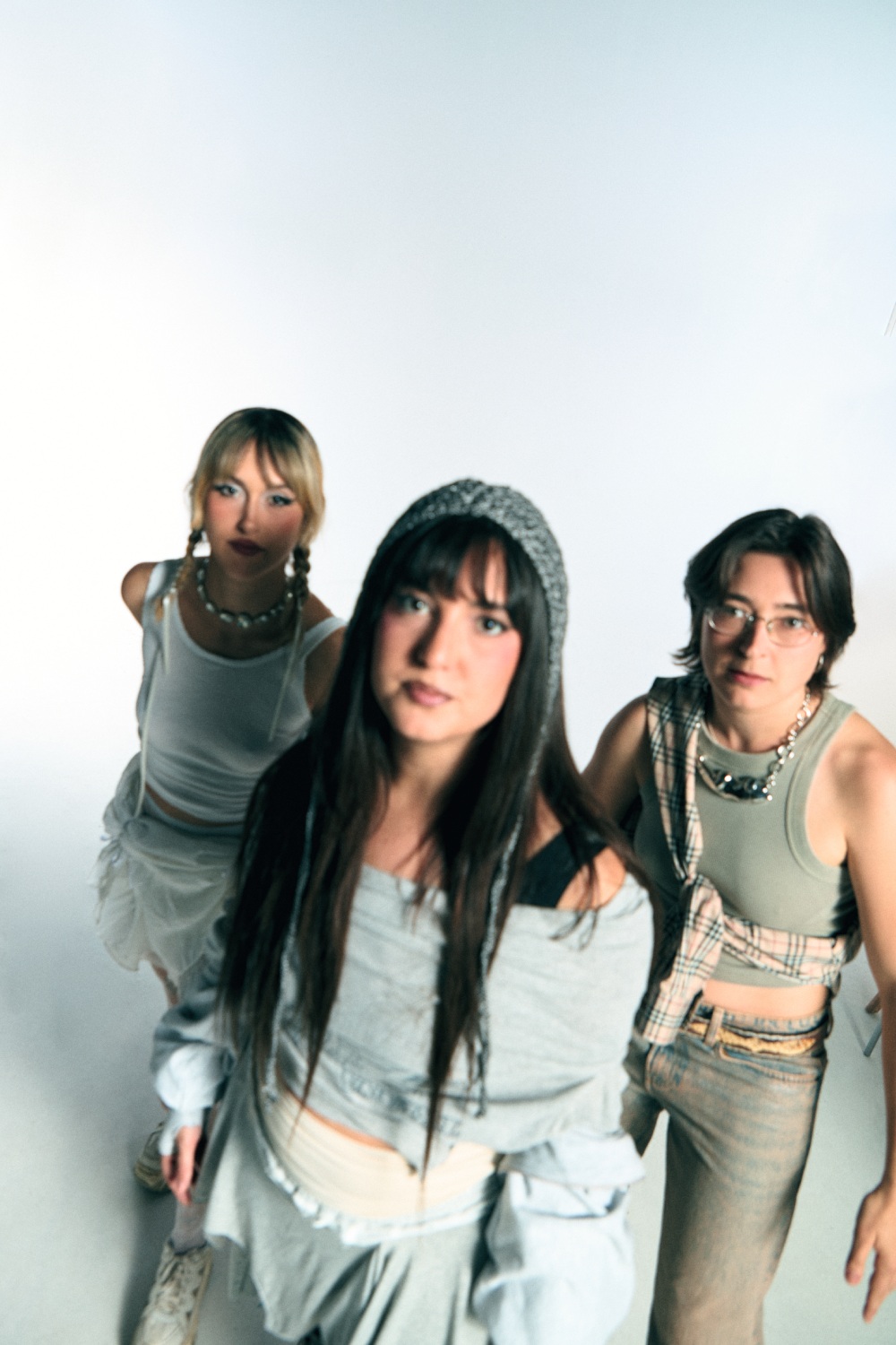 Aiko El Grupo es el trío deslenguado de punk